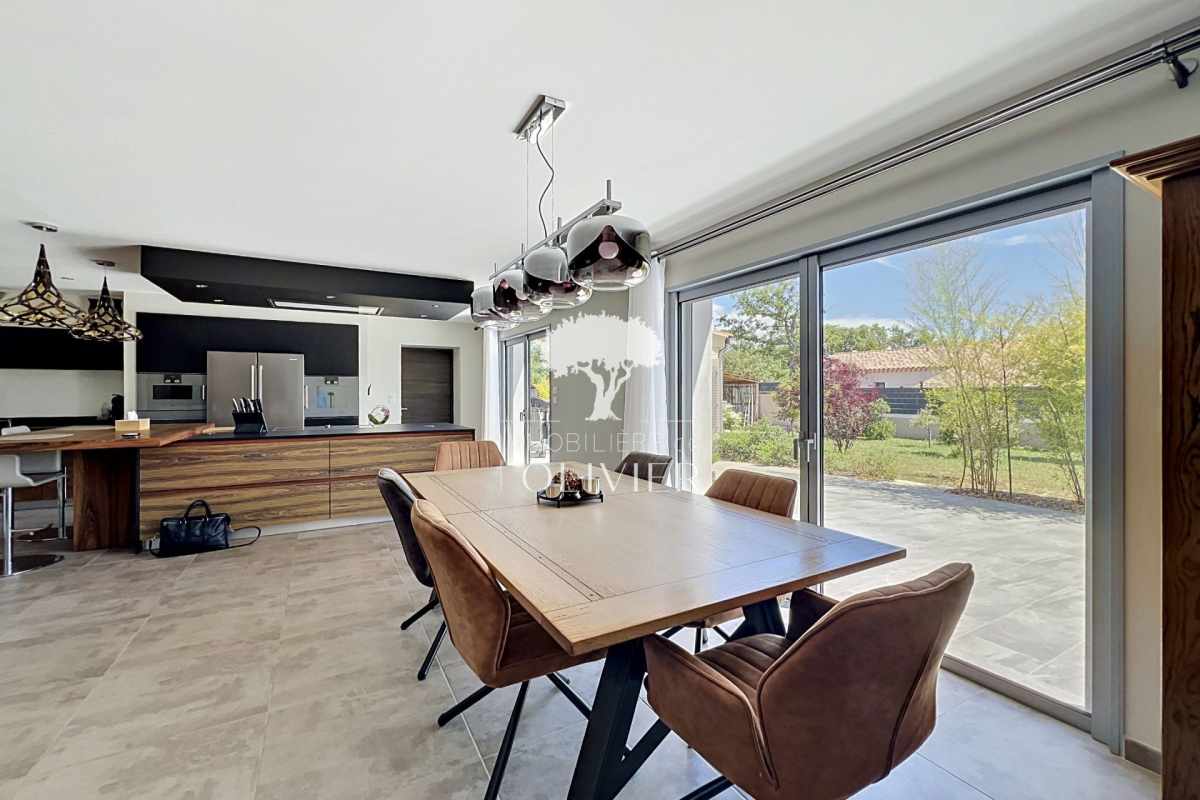 Maison de luxe à vendre à Saint Saturnin les Apt, 530 000 €, Photo 4