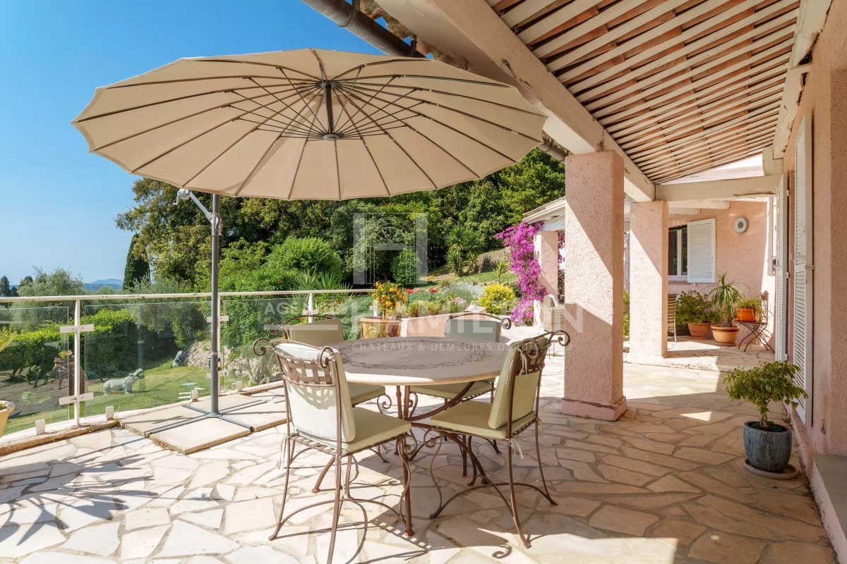 Luxury House for sale in Grasse, 890 000 €, Photo 5