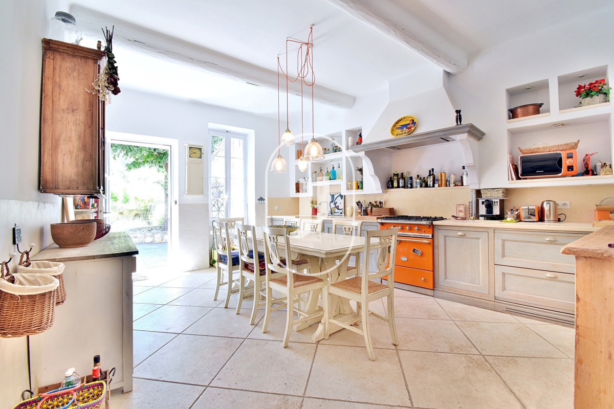 Maison de luxe à vendre à Salon-de-Provence, 1 325 000 €, Photo 5
