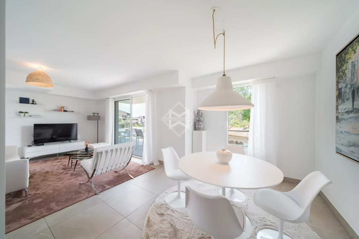 Appartement de luxe à vendre à Mougins, 1 080 000 €, Photo 5