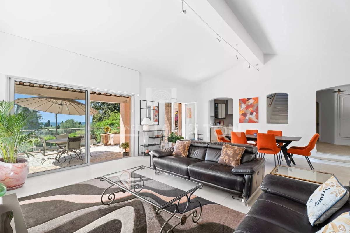 Luxury House for sale in Grasse, 890 000 €, Photo 7