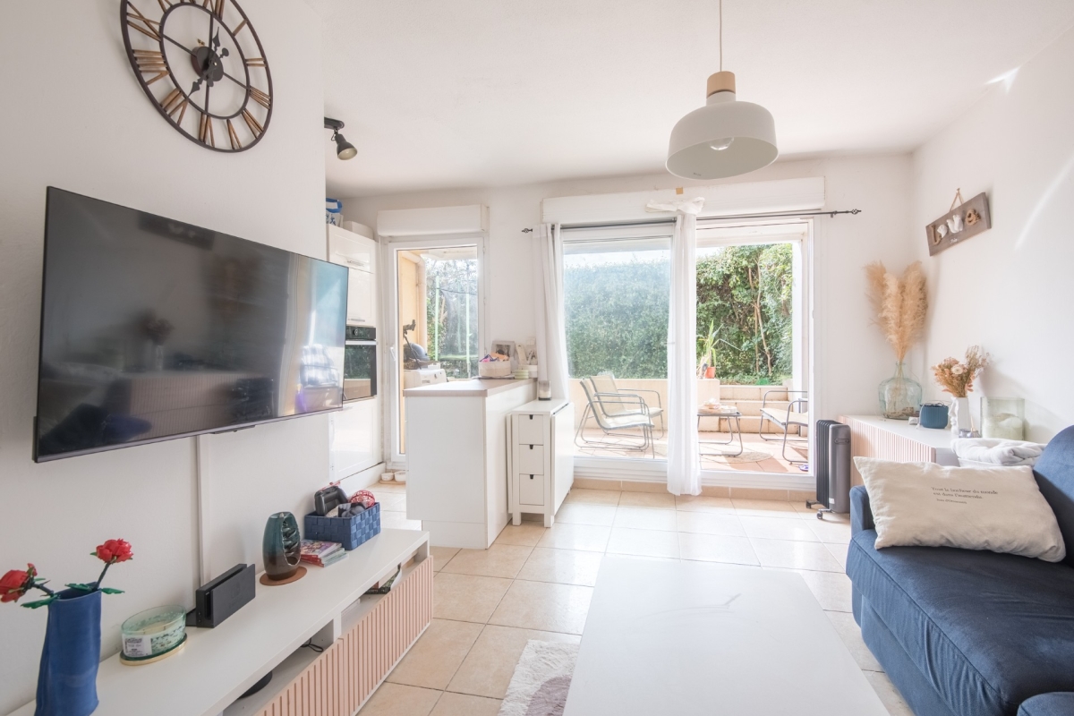 Appartement de luxe à vendre à Nice, 250 000 €, Photo 1