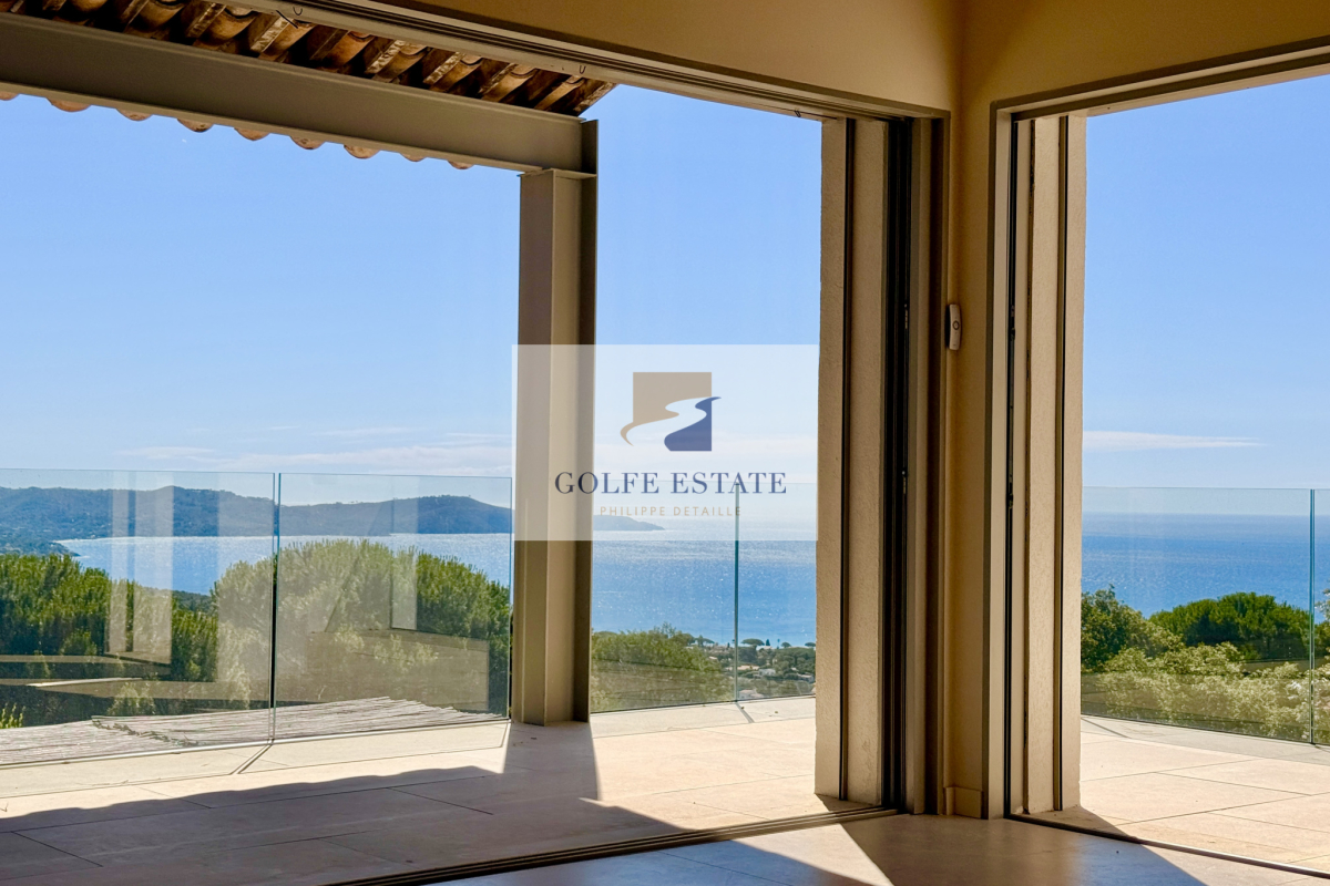 Luxury House for sale in Cavalaire-sur-Mer, 2 990 000 €, Photo 1