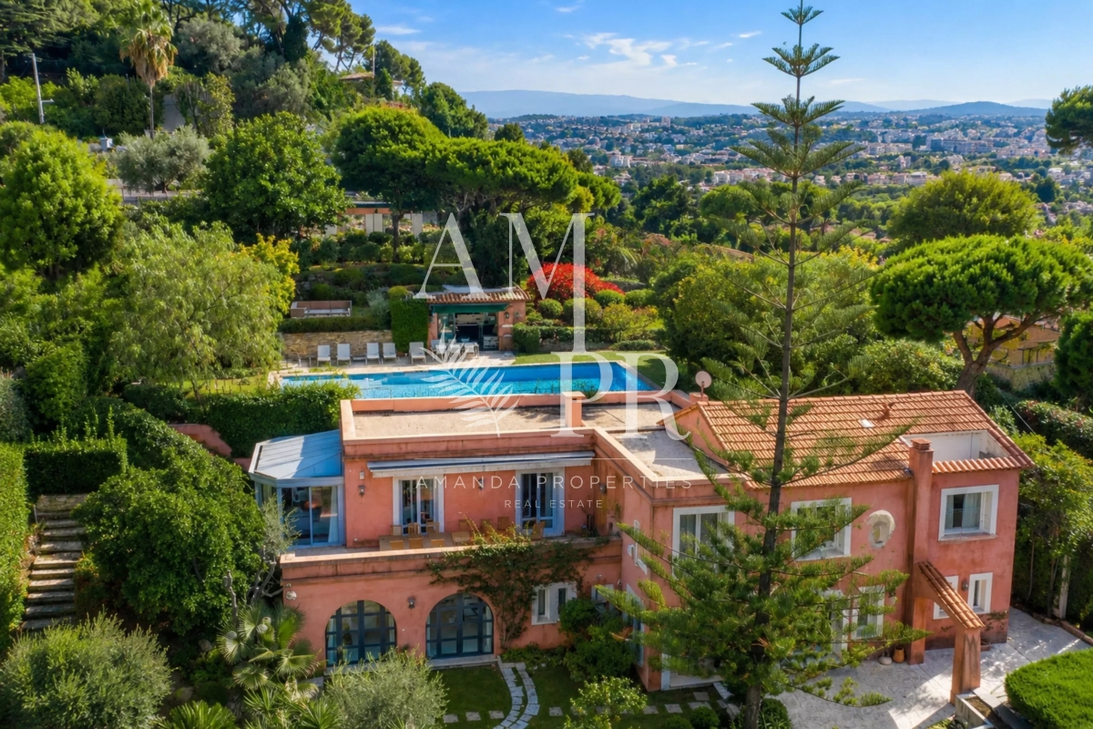 Luxury House for sale in Cannes, 2 100 000 €, Photo 1
