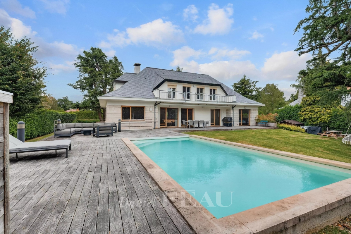 Maison de luxe à louer à Les Loges-en-Josas, 7 200 €, Photo 1