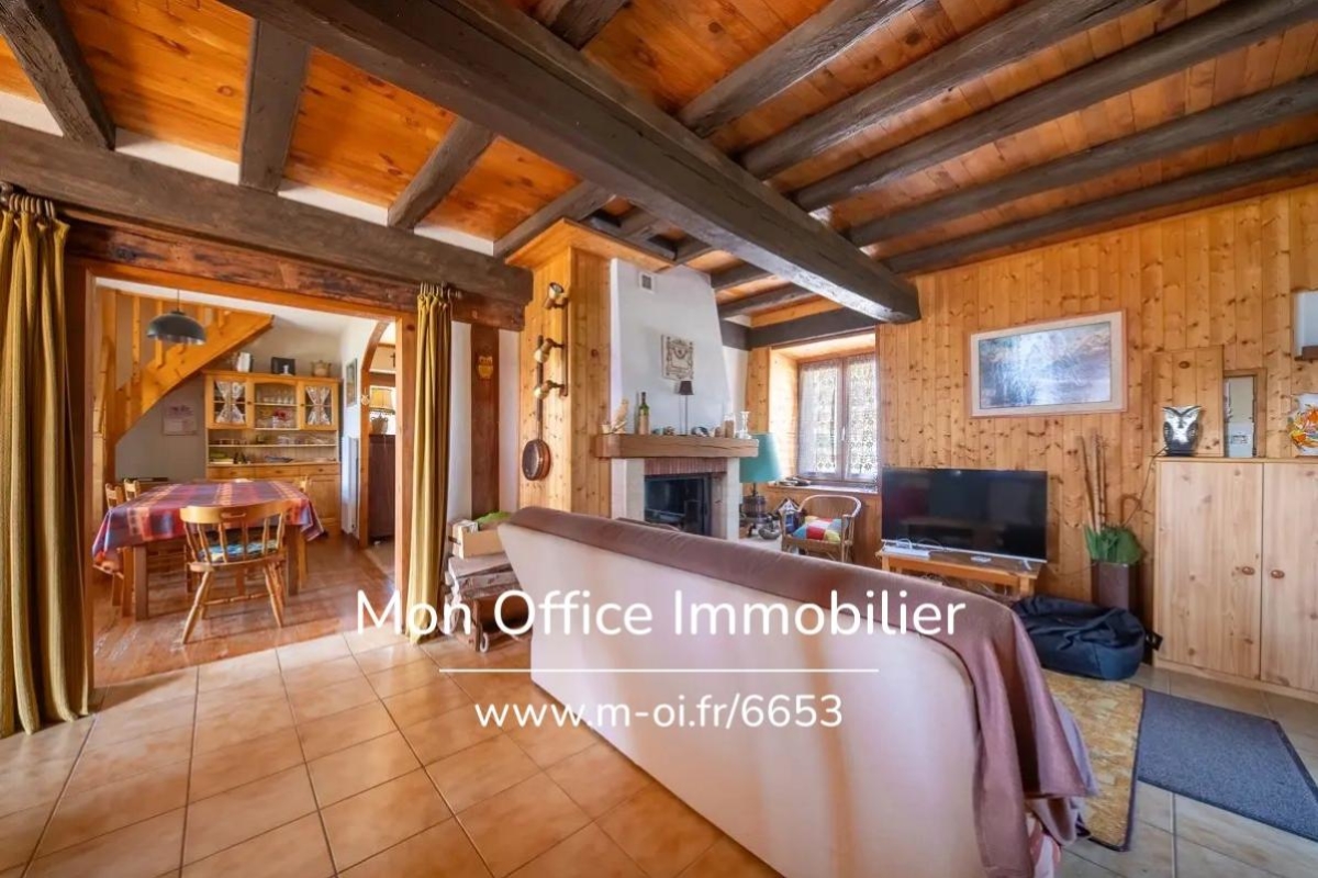 Luxury House for sale in Saint-Apollinaire, 430 000 €, Photo 2