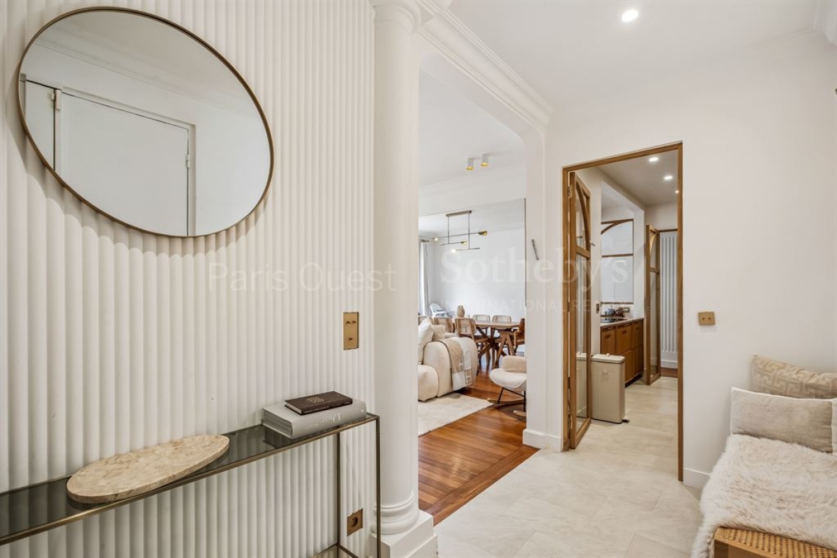 Luxury Apartment for sale in Paris 16Ème, 1 350 000 €, Photo 2