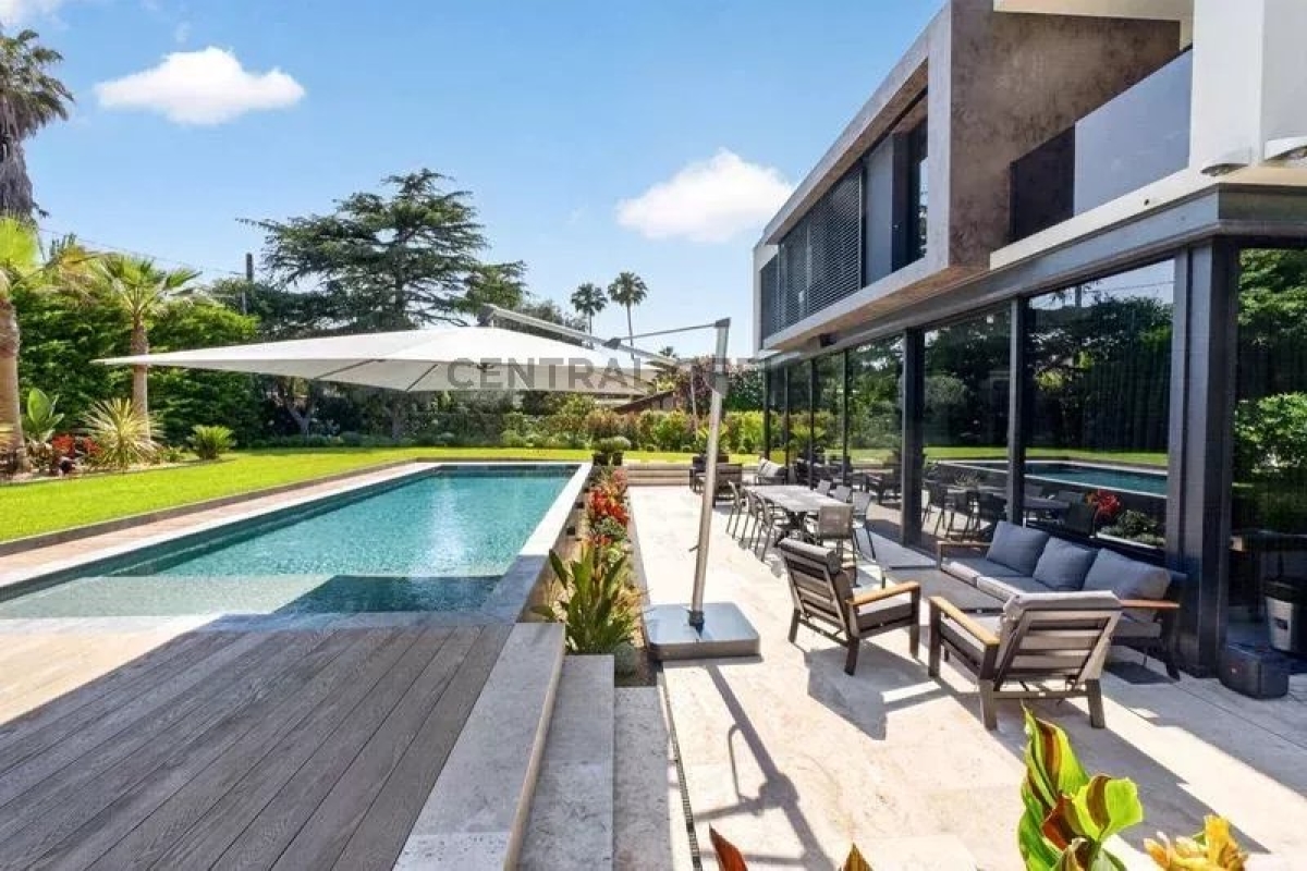 Luxury House for sale in Cap d'Antibes, 9 500 000 €, Photo 3