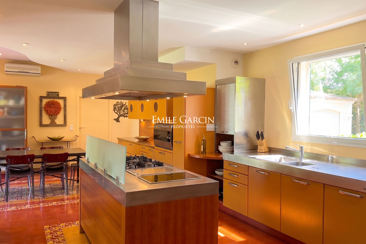 Maison de luxe à vendre à Marseille 12ème, 2 490 000 €, Photo 4