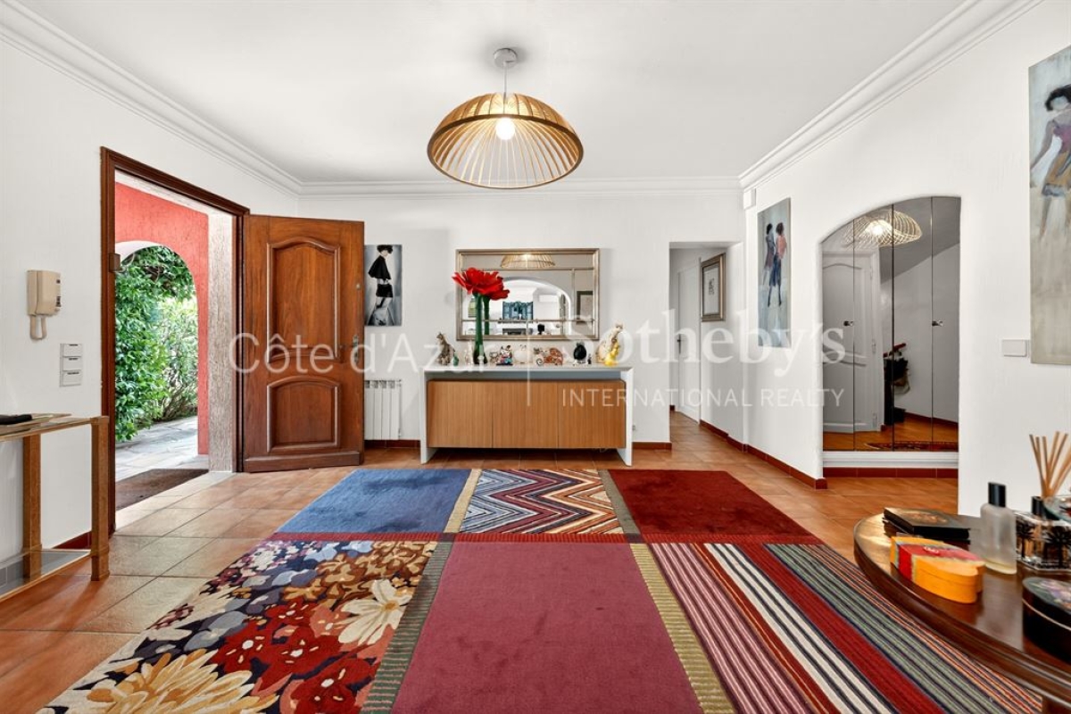 Luxury House for sale in Le Rouret, 1 890 000 €, Photo 4