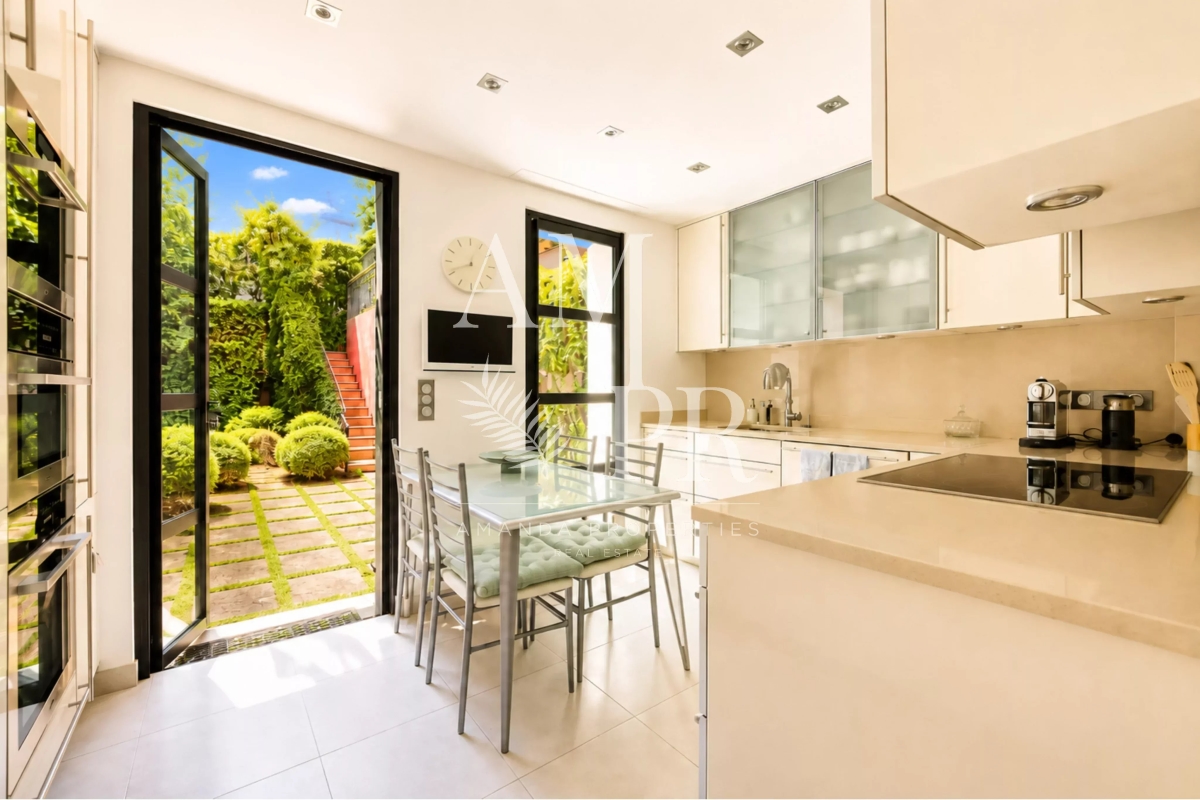 Luxury House for sale in Cannes, 2 100 000 €, Photo 5