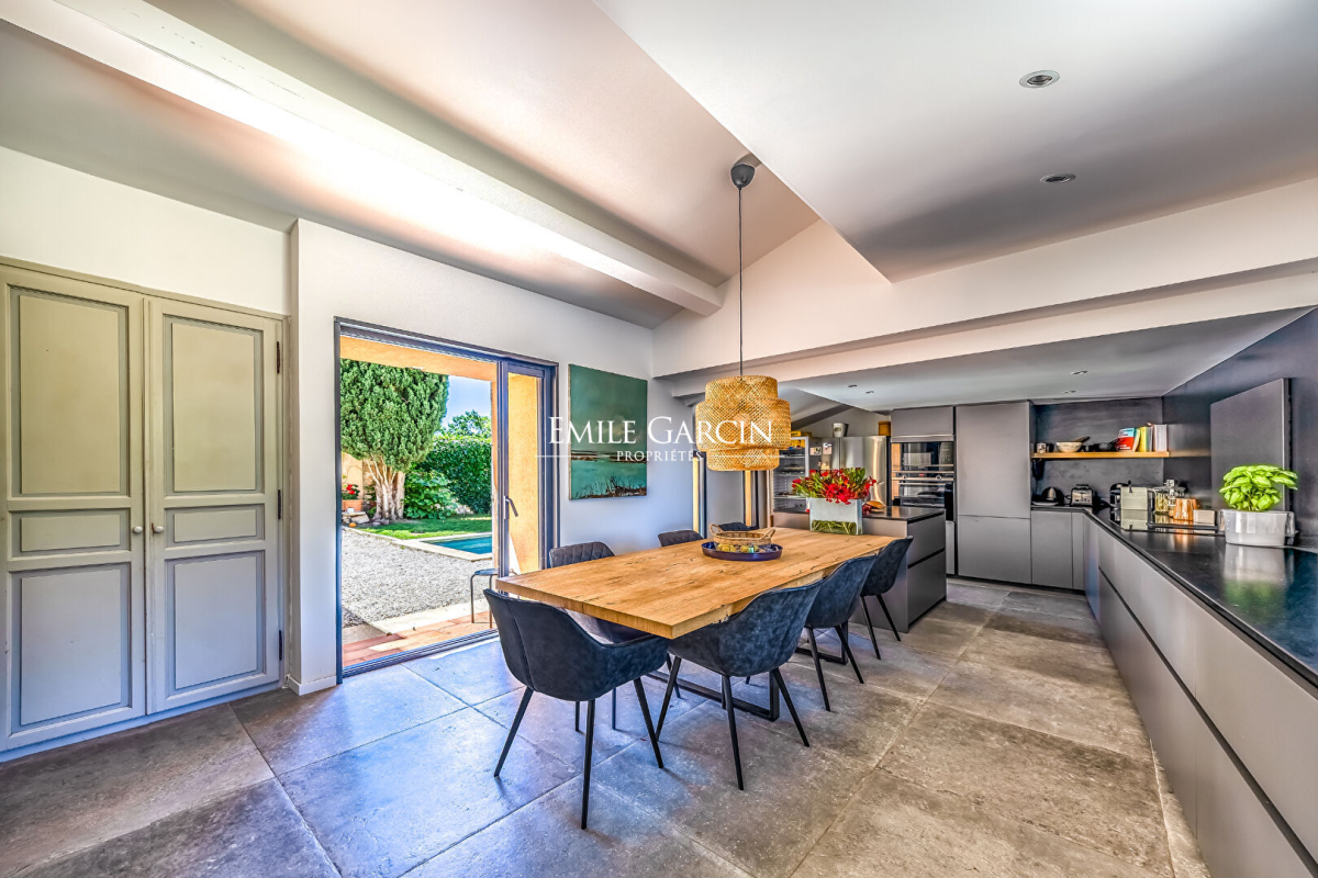 Maison de luxe à vendre à Aix-en-Provence, 1 950 000 €, Photo 6
