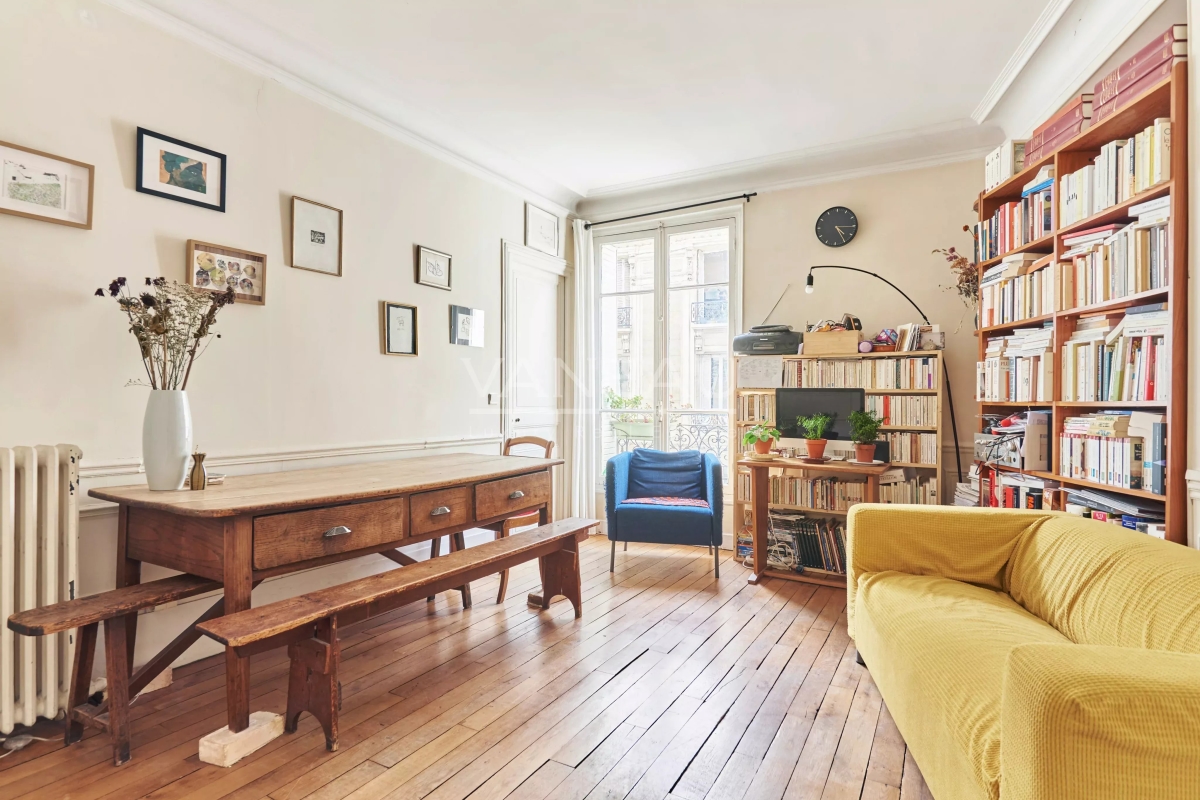 Luxury Apartment for sale in Paris 14Ème, 850 000 €, Photo 1