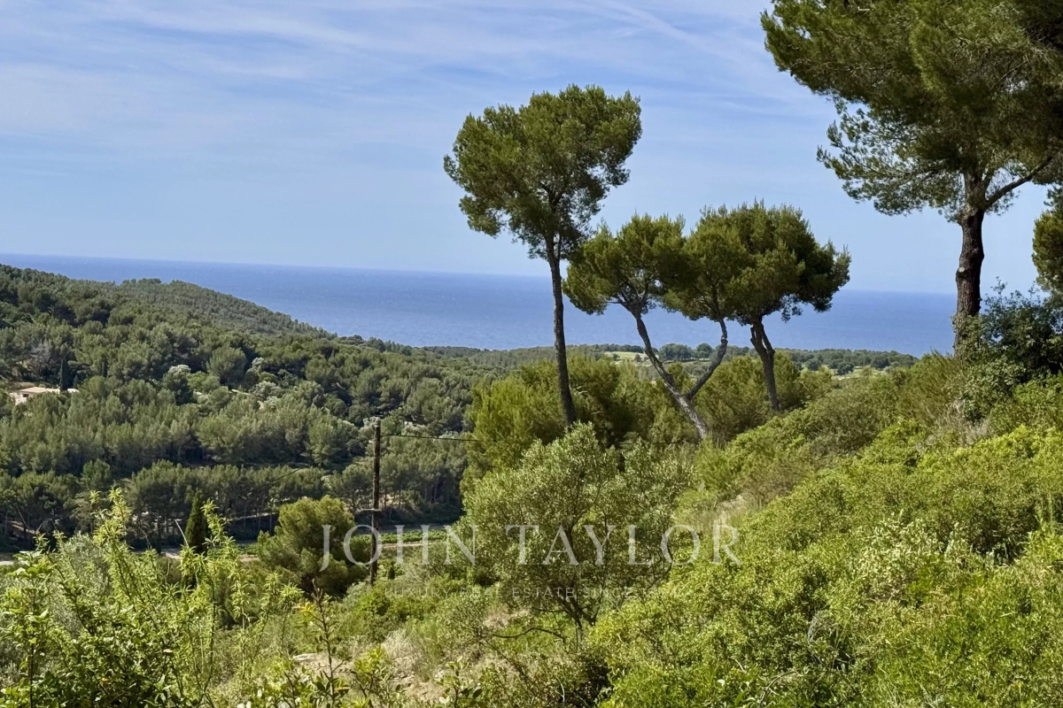 Maison de luxe à vendre à Saint-Cyr-sur-Mer, 2 290 000 €, Photo 3