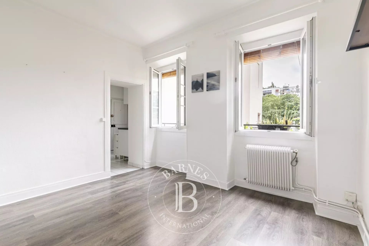 Luxury Apartment for sale in Paris 15ème, 390 000 €, Photo 4