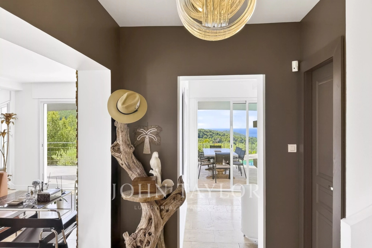 Maison de luxe à vendre à Saint-Cyr-sur-Mer, 2 290 000 €, Photo 4
