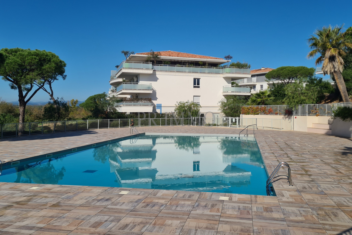 Appartement de luxe à vendre à Puget-sur-Argens, 630 000 €, Photo 3