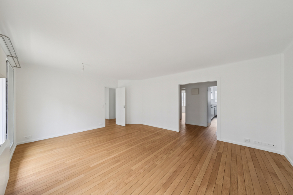 Luxury Apartment for sale in Paris 7ème, 1 350 000 €, Photo 5