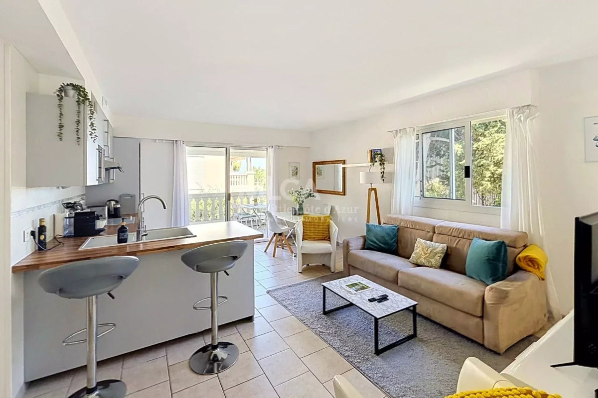 Luxury Apartment for sale in Antibes, 372 000 €, Photo 5