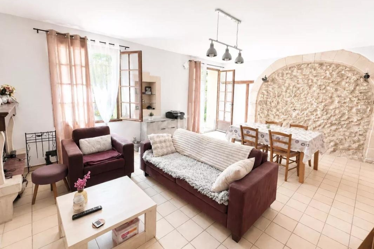 Luxury House for sale in Saint-Rémy-de-Provence, 289 000 €, Photo 3