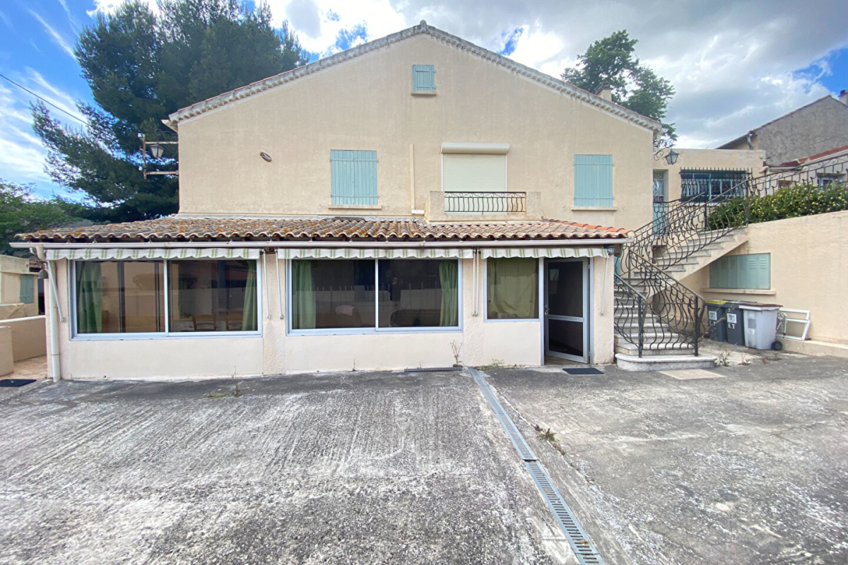 Appartement de luxe à vendre à Ollioules, 195 000 €, Photo 1
