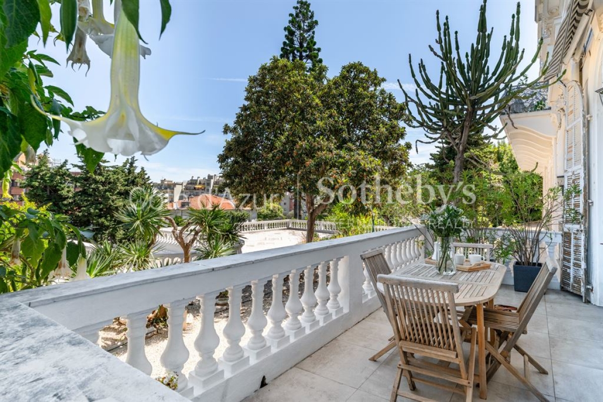 Luxury Apartment for sale in Nice, 1 470 000 €, Photo 1