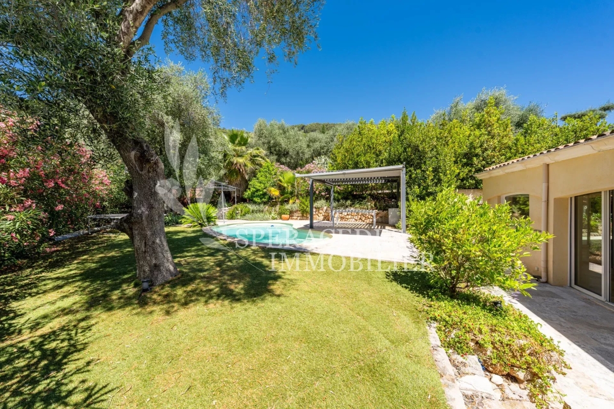 Luxury House for sale in Spéracèdes, 895 000 €, Photo 1