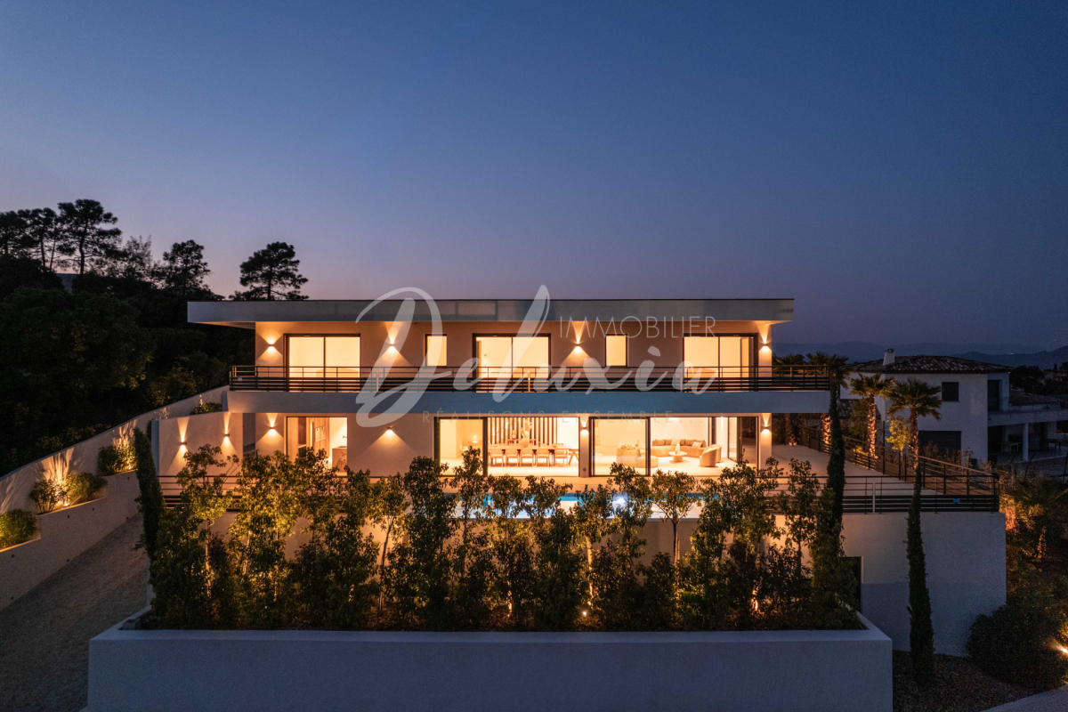 Luxury House for sale in Roquebrune-sur-Argens, 4 830 000 €, Photo 2