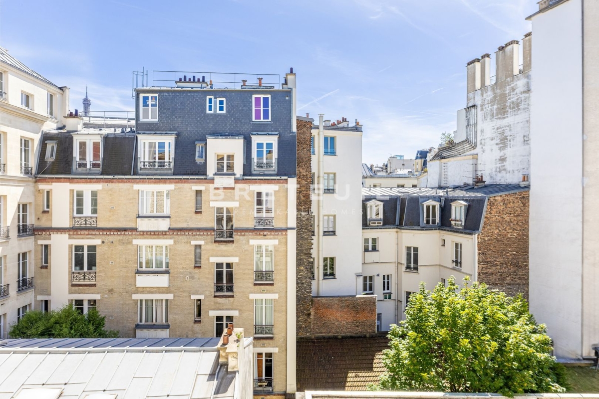 Appartement de luxe à vendre à Paris 16ème, 698 000 €, Photo 2