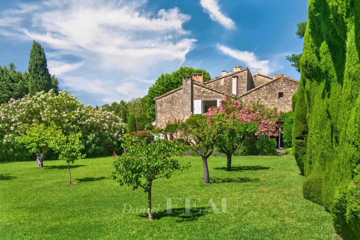 Luxury House for sale in Paradou, 1 450 000 €, Photo 2