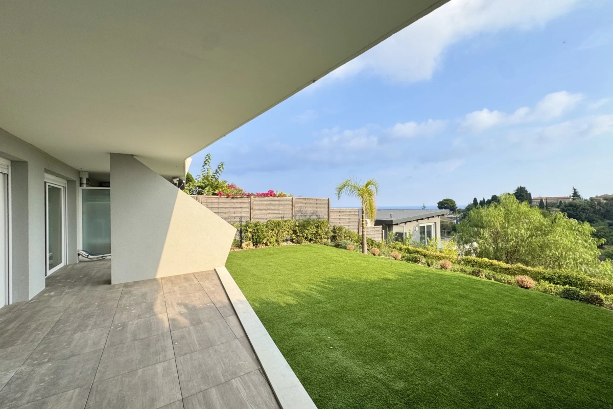 Appartement de luxe à vendre à Roquebrune-Cap-Martin, 595 000 €, Photo 2