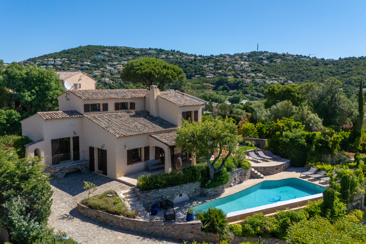 Maison de luxe à vendre à Roquebrune-sur-Argens, 1 750 000 €, Photo 3