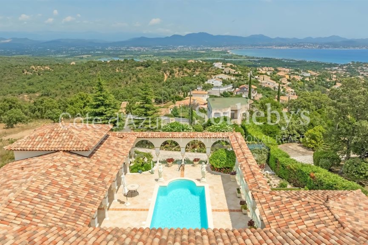 Maison de luxe à vendre à Saint-Aygulf, 2 590 000 €, Photo 4