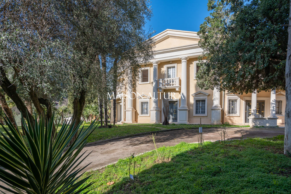 Maison de luxe à vendre à Menton, 9 900 000 €, Photo 2