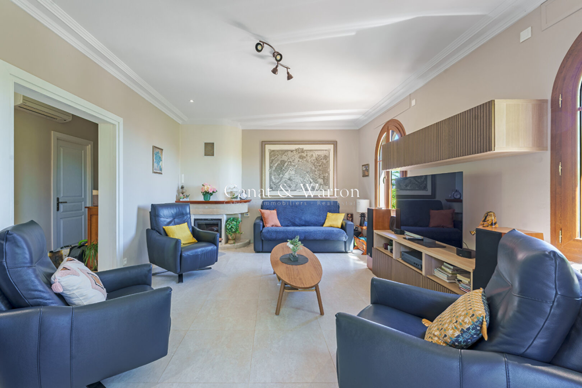 Maison de luxe à vendre à Saint-Raphaël, 1 090 000 €, Photo 5