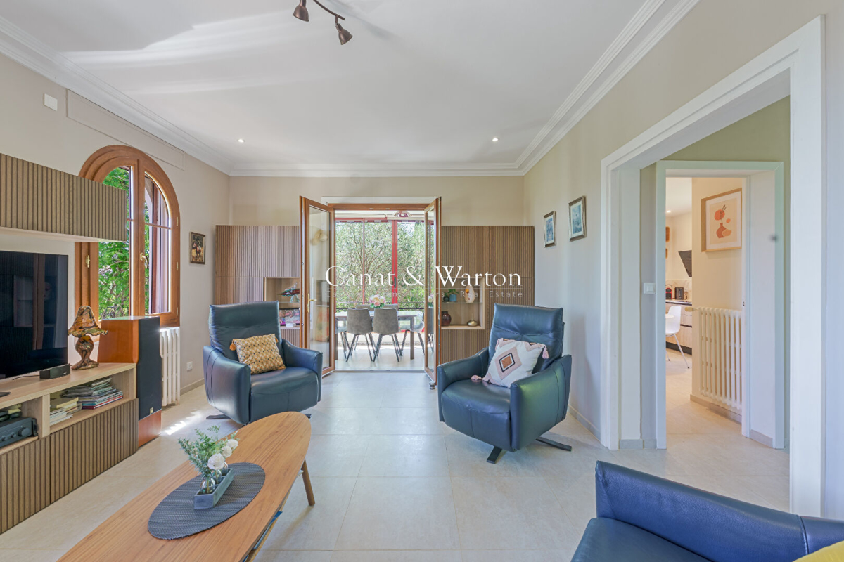 Maison de luxe à vendre à Saint-Raphaël, 1 090 000 €, Photo 6