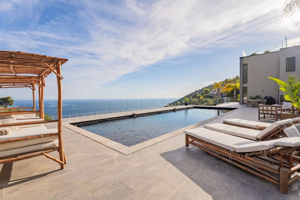 Maison de luxe à louer à Èze, 39 000 €, Photo 6