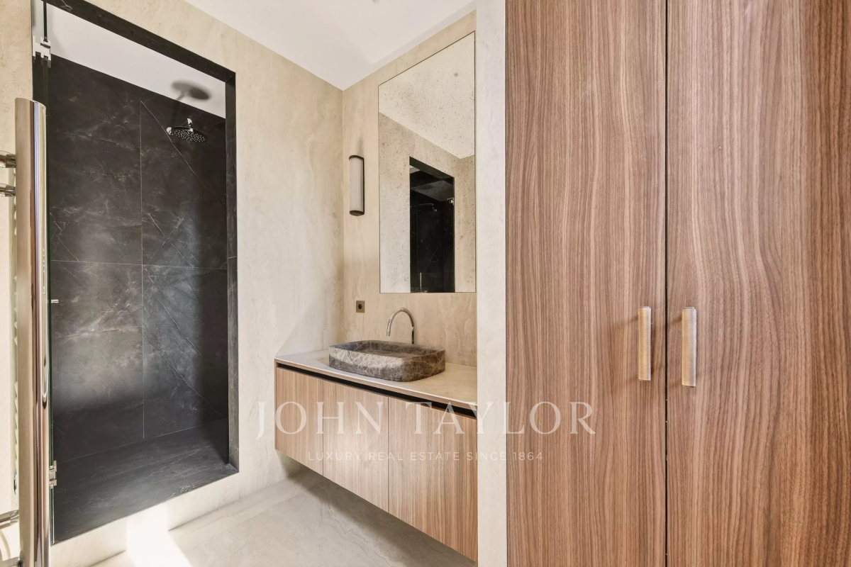 Luxury Apartment for sale in Paris 8Ème, 720 000 €, Photo 7