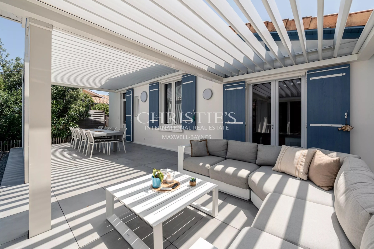 Maison de luxe à vendre à Andernos-les-Bains, 859 000 €, Photo 1