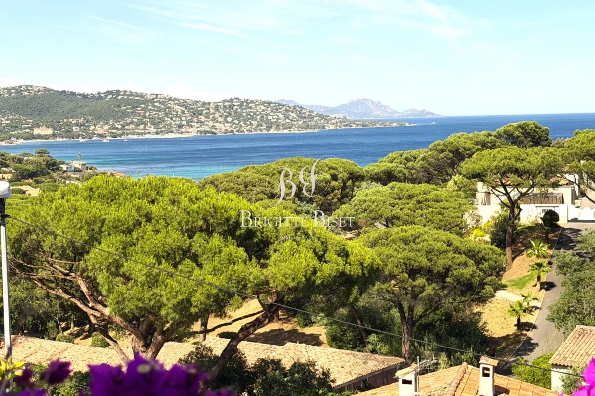 Maison de luxe à vendre à Sainte-Maxime, 1 695 000 €, Photo 1