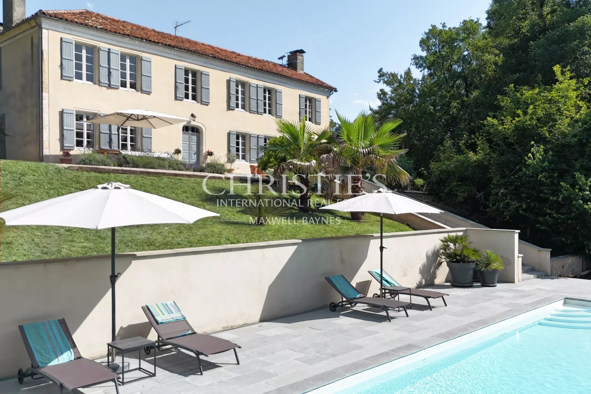Luxury House for sale in Saint-Sever, 895 000 €, Photo 2