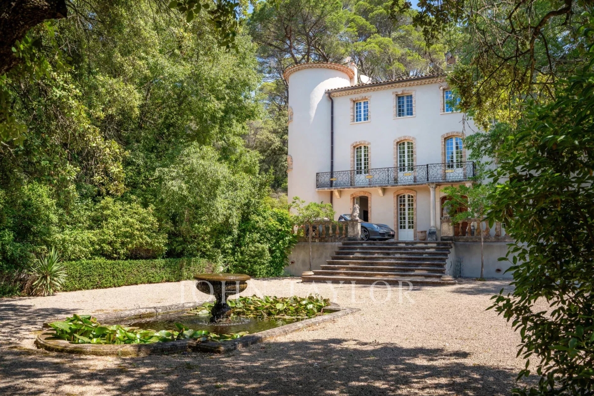 Maison de luxe à vendre à Lorgues, 9 500 000 €, Photo 2