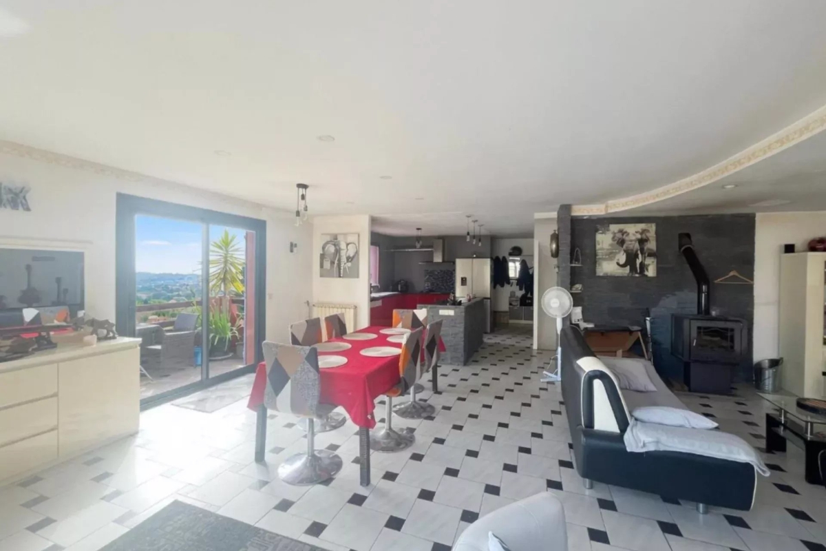 Maison de luxe à vendre à La Turbie, 1 350 000 €, Photo 3