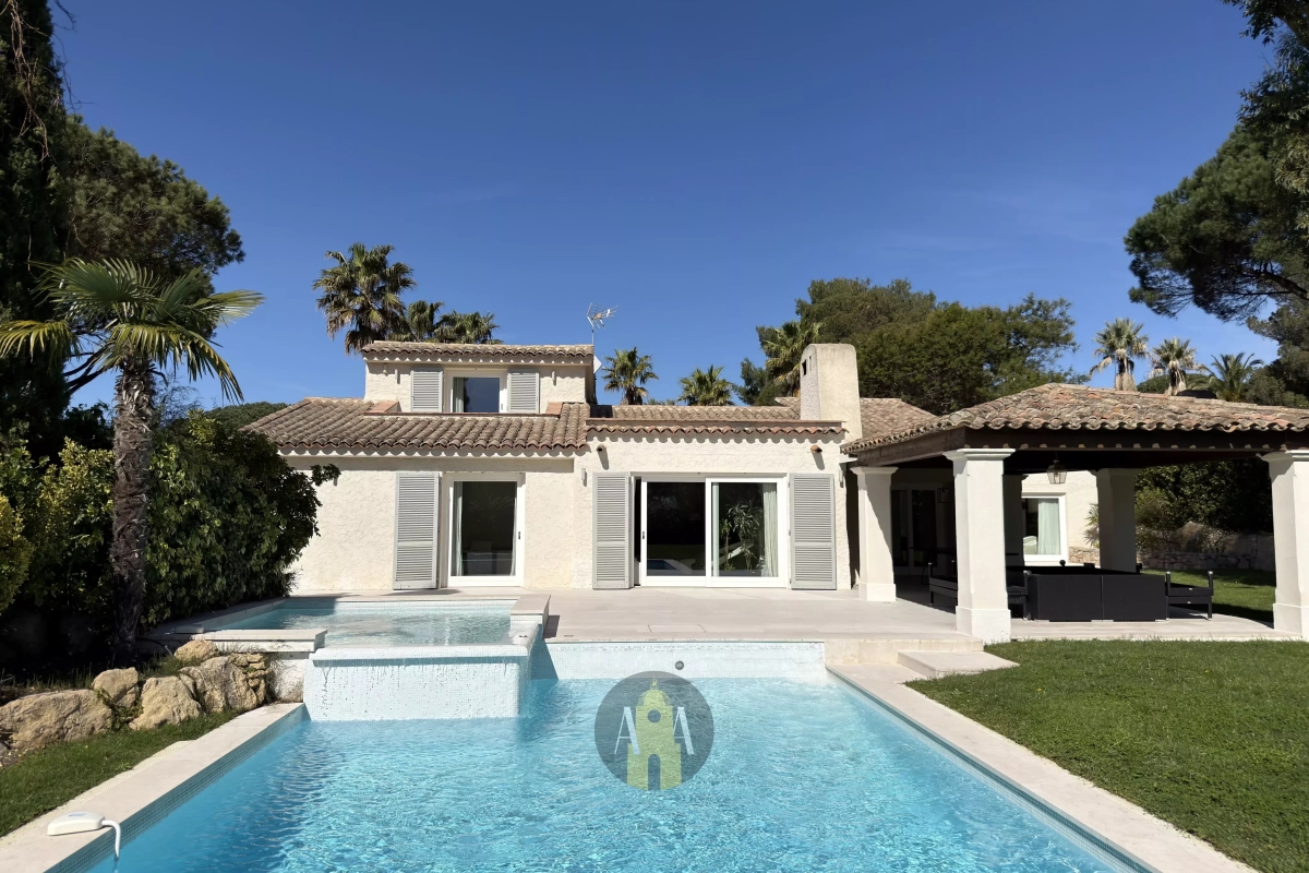 Maison de luxe à vendre à Saint-Tropez, 5 750 000 €, Photo 4