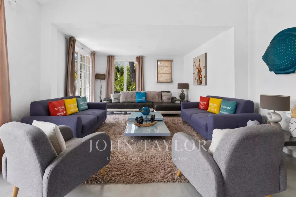 Luxury House for sale in Aubagne, 995 000 €, Photo 5