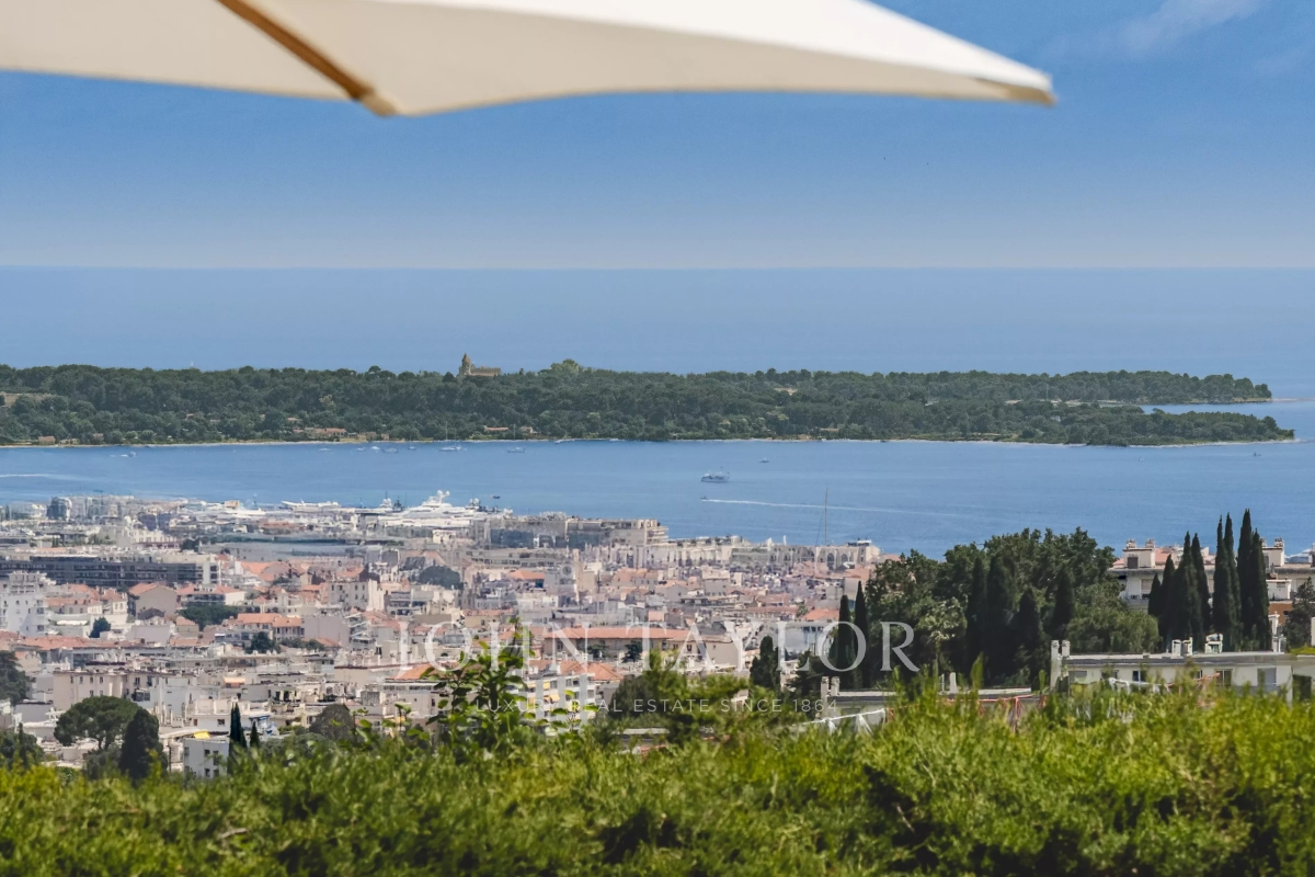 Maison de luxe à vendre à Mougins, 2 150 000 €, Photo 5