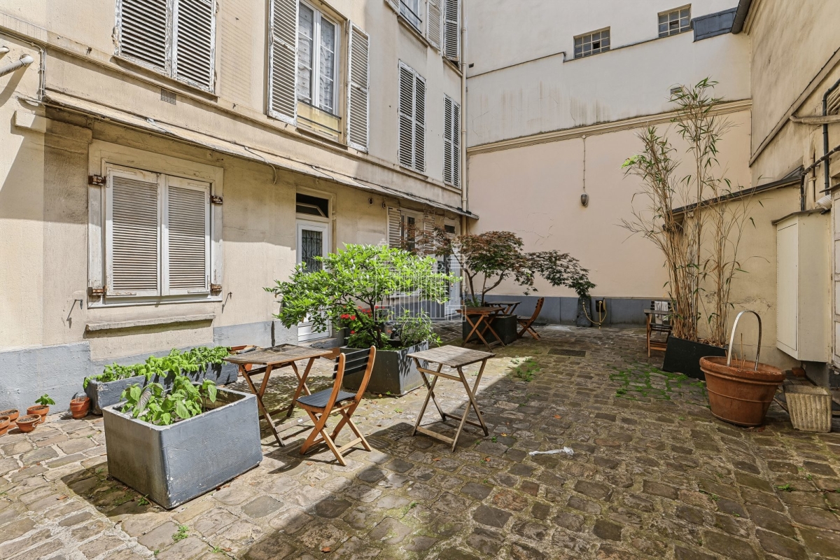 Appartement de luxe à vendre à Paris 7ème, 280 000 €, Photo 1