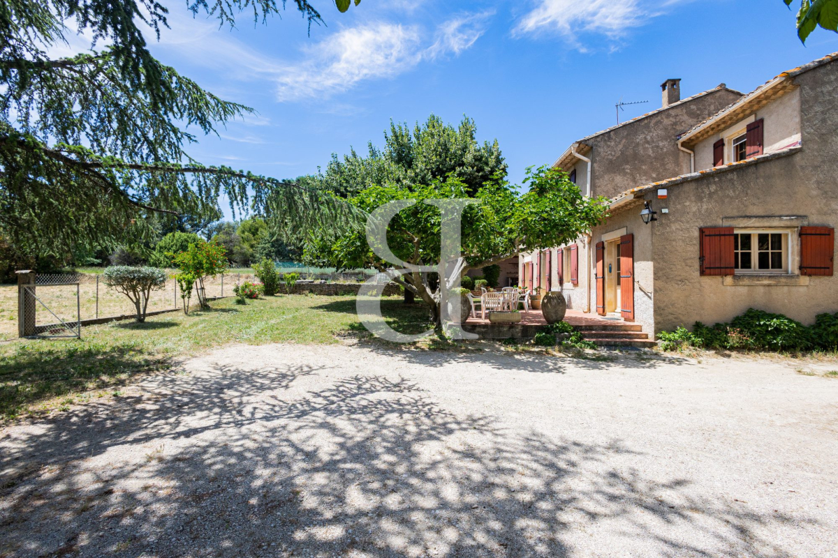 Maison de luxe à vendre à Gordes, 900 000 €, Photo 3