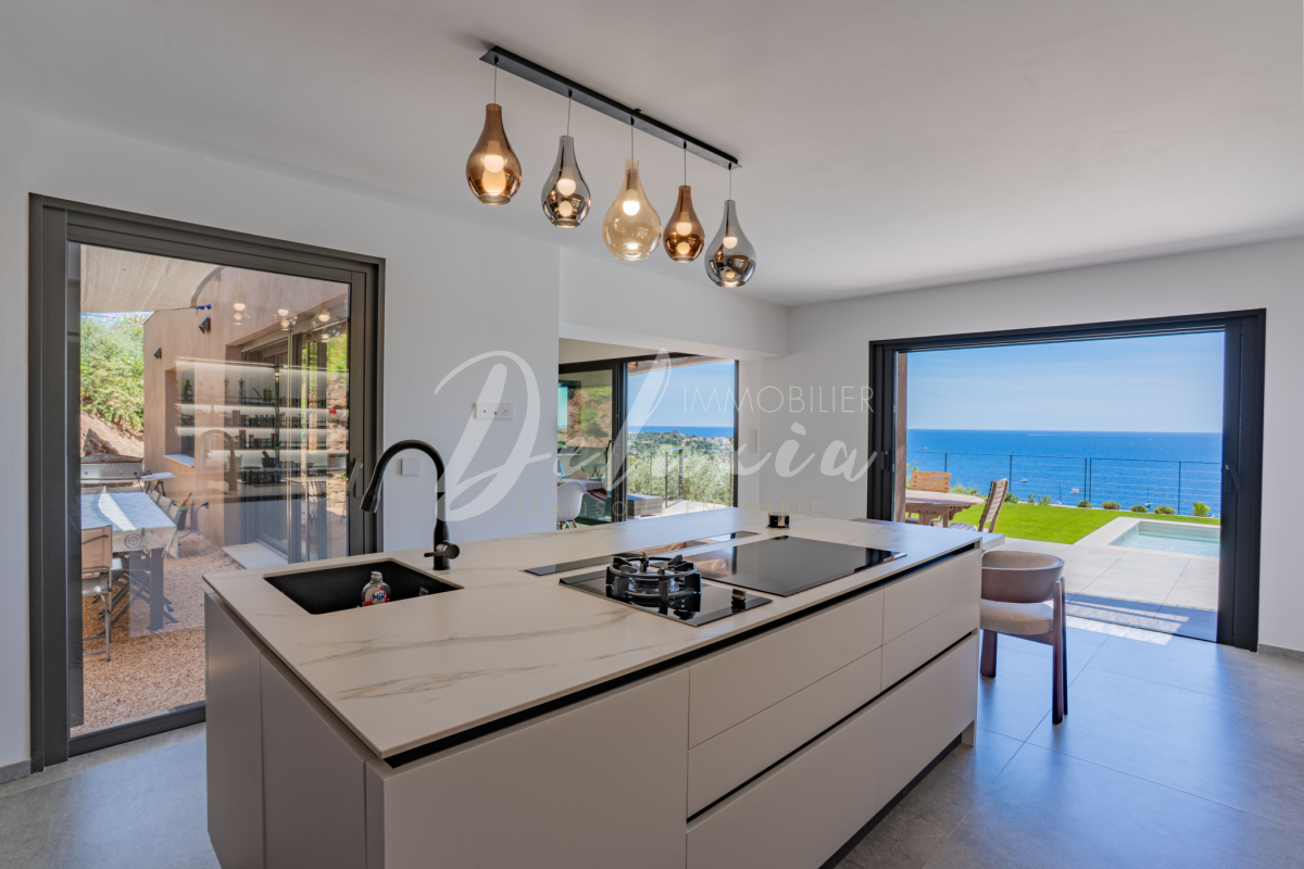 Luxury House for sale in Saint-Raphaël, 4 350 000 €, Photo 5