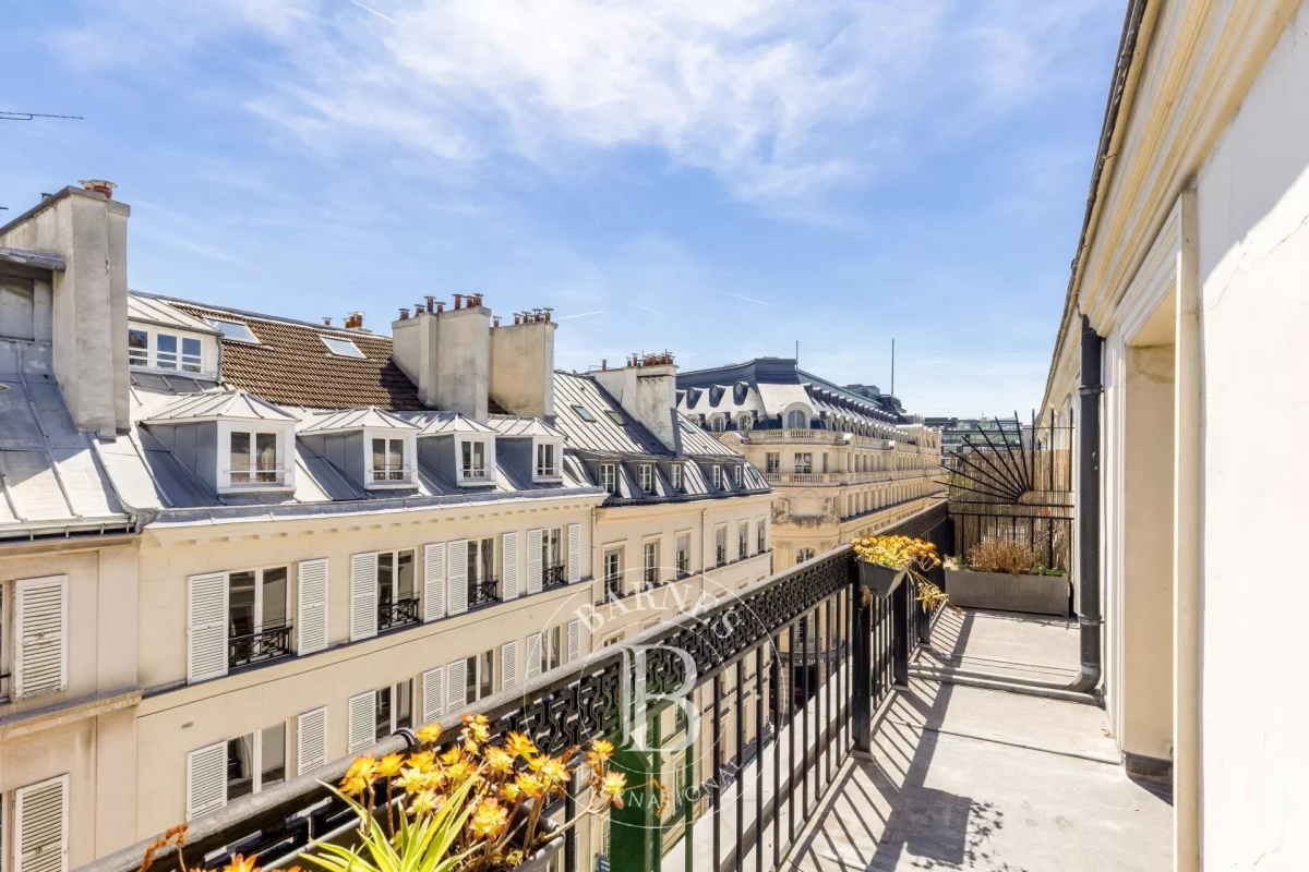 Luxury Apartment for sale in Paris 8ème, 580 000 €, Photo 1